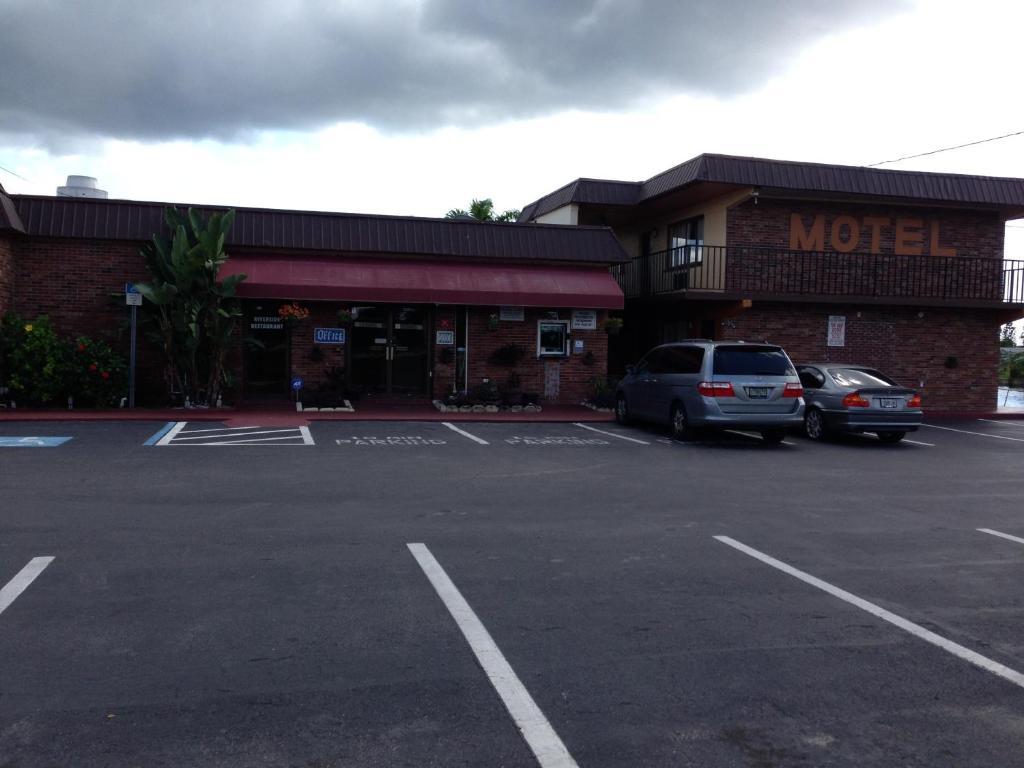 Americas Value Motel North Port